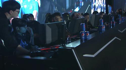 行的决赛吸 行的决赛吸