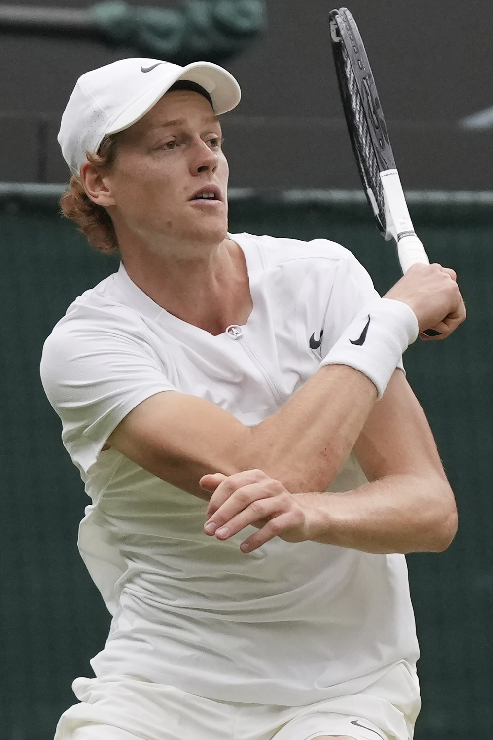 不仅意味着 不仅意味着