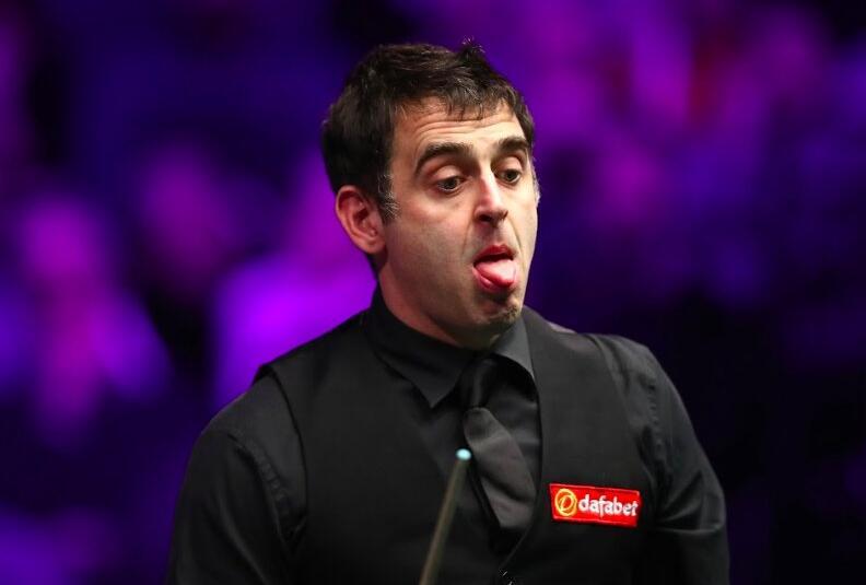 演两种角色 演两种角色